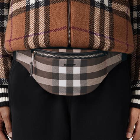 Burberry Exaggerated Check E